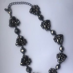 ATMOSPHERE SHORT BEJEWELED SHORT NECKLACE